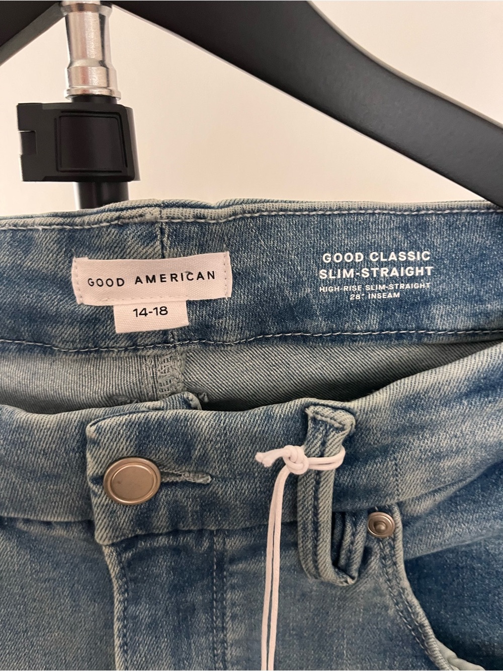 Good American Blue Slim Stretch Jeans - Picture 3 of 6